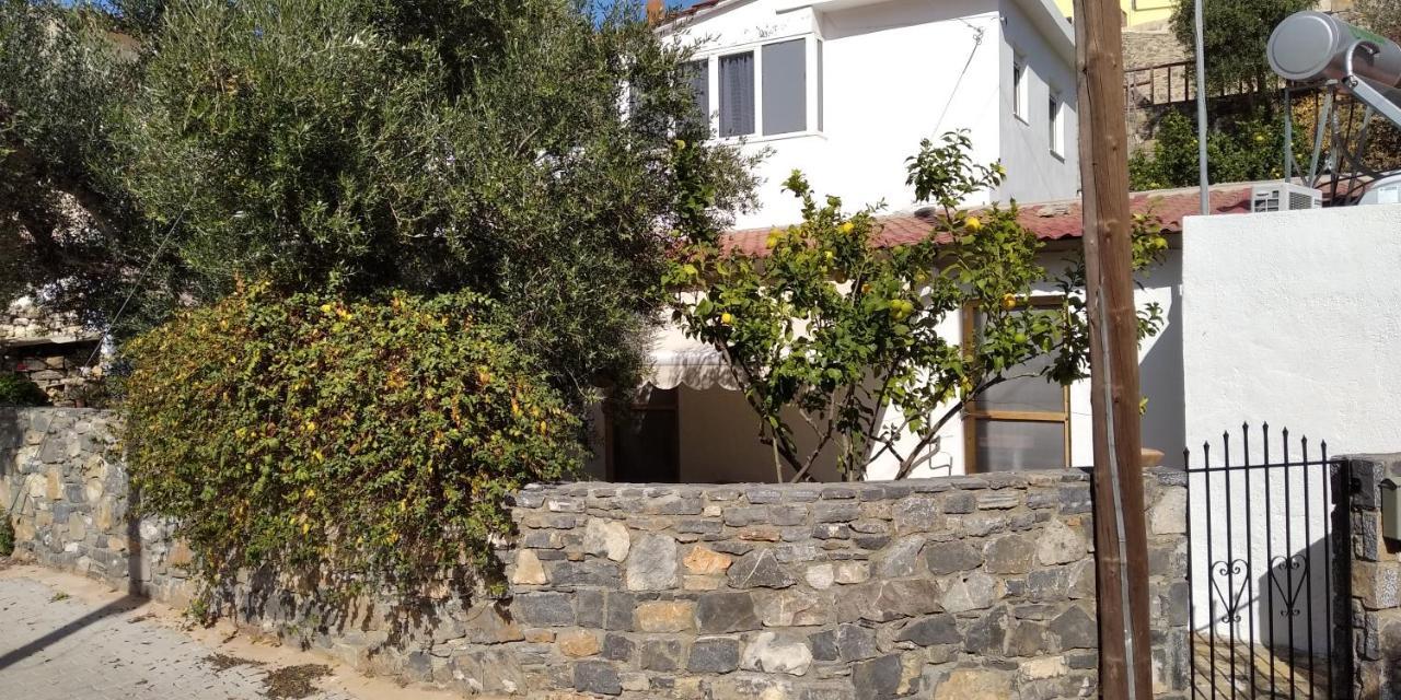Traditional House In Elounda Экстерьер фото